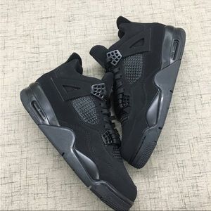 Air Jordan 4 Black Cat